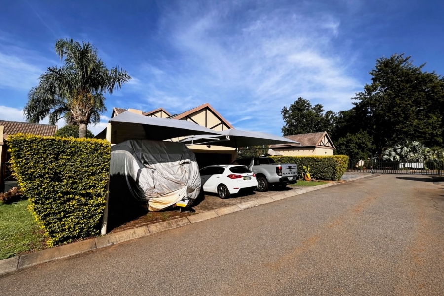 3 Bedroom Property for Sale in Waterval East North West